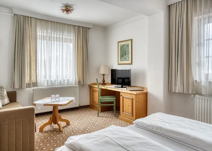 Hotel Hoferwirt - Neustift, Stubai