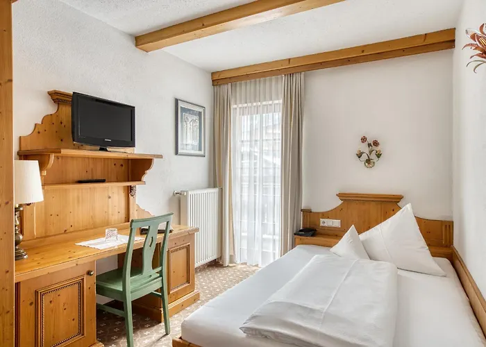 Hotel Hoferwirt - Neustift, Stubai